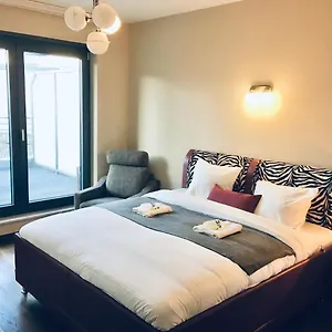 Spacious Modern Flat 100m2 In The Heart Of The Center Appartement