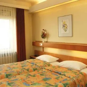 Zurich Hotel